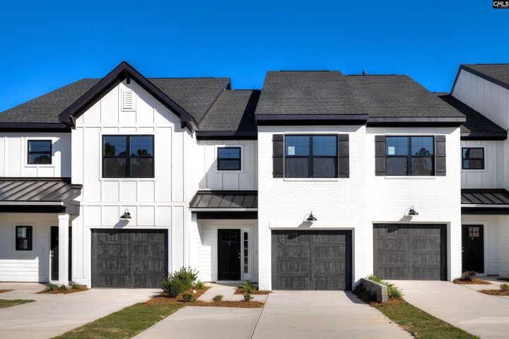8 Fawn Spot Court pending home in Deer Park, Elgin, SC
