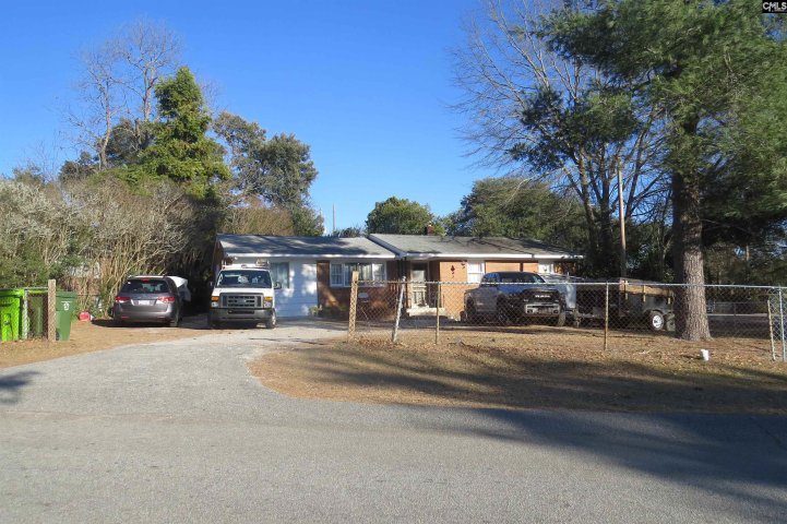 1802 Nearview Avenue active home in Woodfield Park, Columbia, SC
