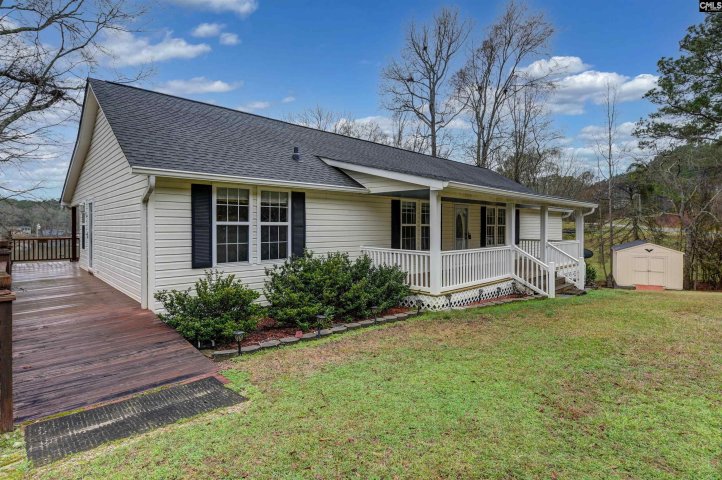 1383 Kingfisher Drive active home in Lake Wateree, Ridgeway, SC
