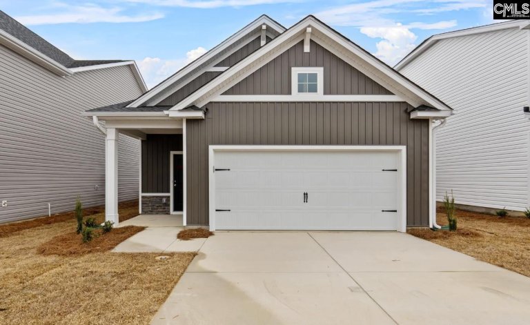 2321 Damascus Way pending home in Ashton Lakes, Lexington, SC