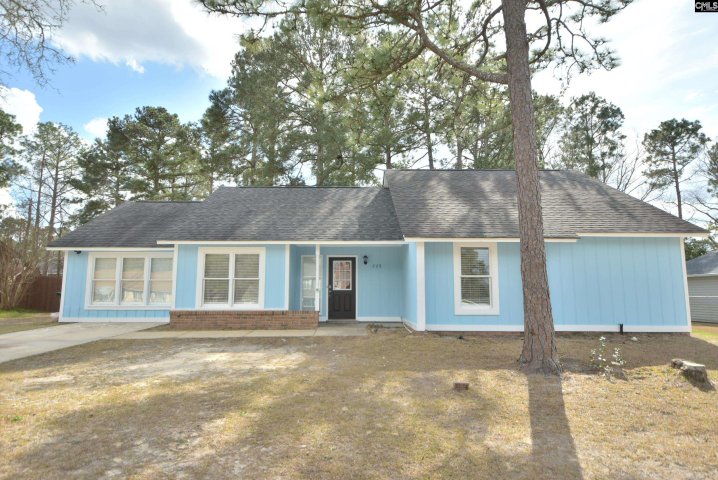 220 N Chateau Drive active home in Candlewood, Columbia, SC