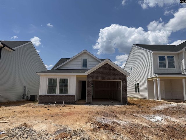 225 Laurinton Farms Drive active home in Laurinton Farms, Hopkins, SC
