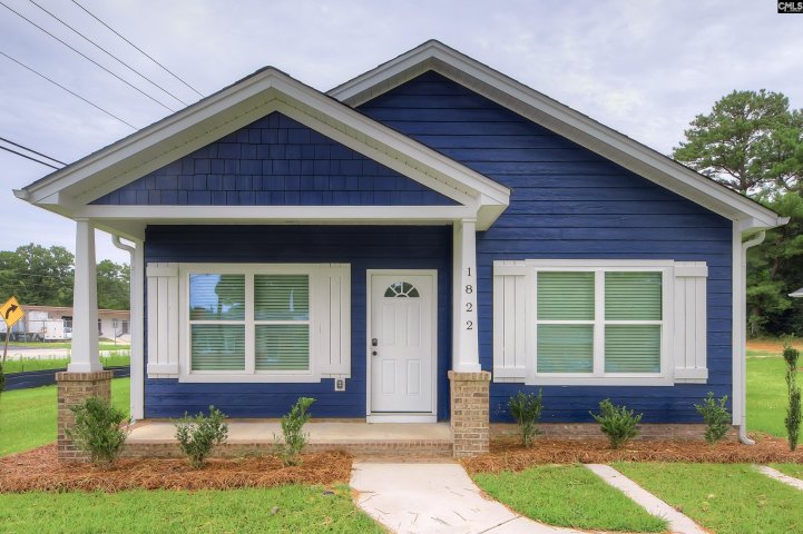 1822 Sunnyside Drive active home in Broad Acres, Cayce, SC