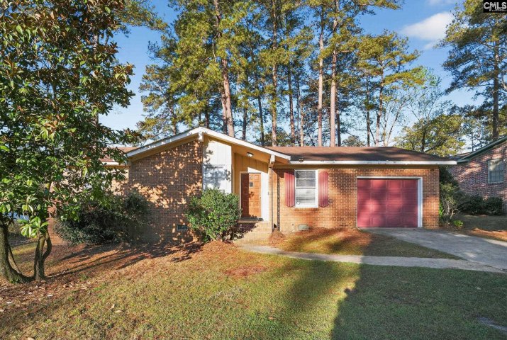 Homes in Pine Valley, Columbia
