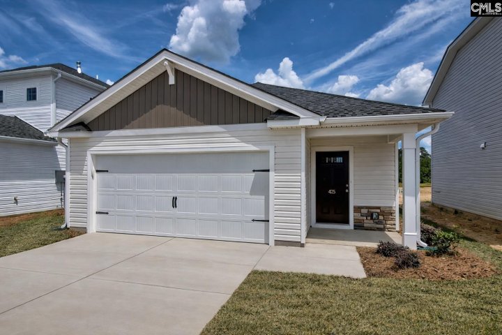 560 Corkscrew Lane pending home in Willow Lake, Blythewood, SC