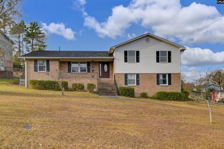 9829 Highgate Road active home in Briarwood, Columbia, SC