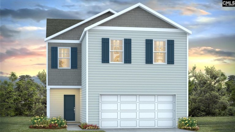1016 Salient Court active home in Gates Village, Lugoff, SC