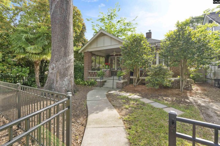 506 Woodrow Street pending home in Shandon, Columbia, SC