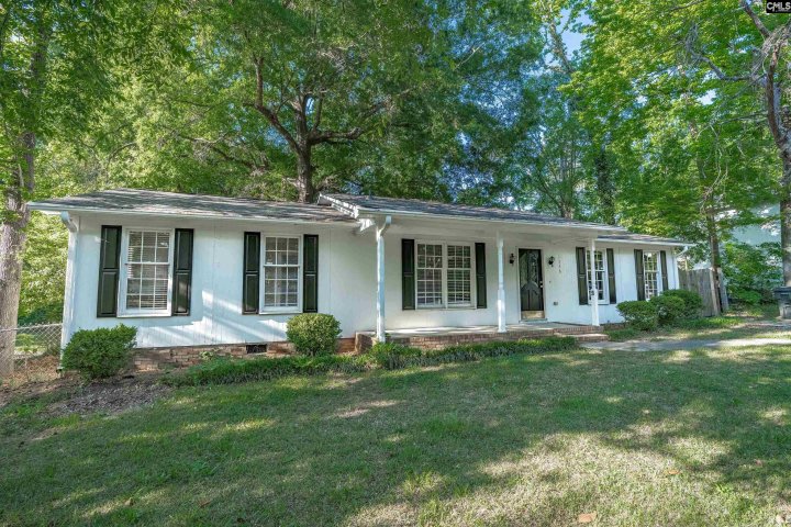 1336 Chadford Road active home in New Friarsgate, Irmo, SC