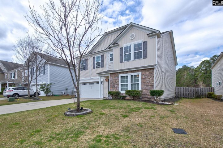 1371 Green Turf Lane active home in Jacobs Creek, Elgin, SC