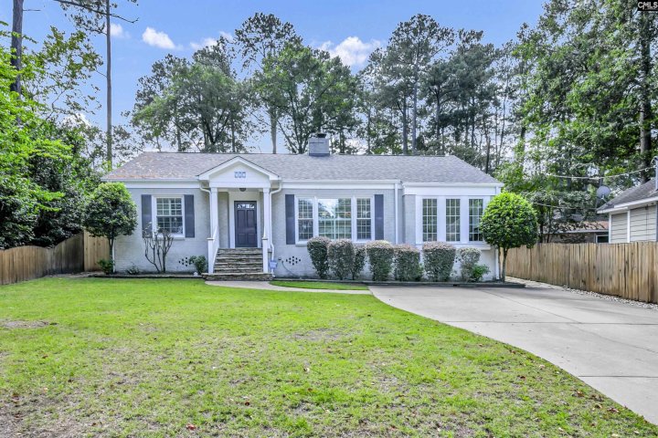 3112 Trenholm Road pending home in Melrose Heights, Columbia, SC