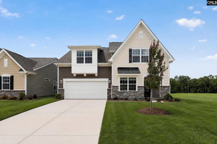 226 Foxglade Drive active home in Pine Oak Estates, Gilbert, SC