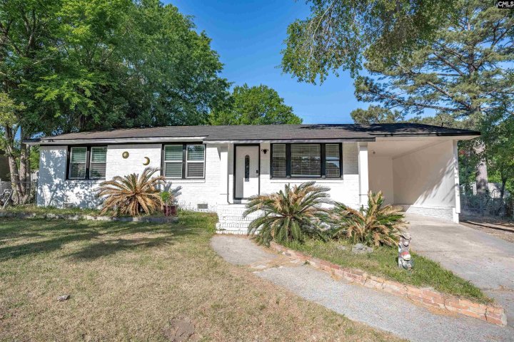 Homes in Stonehenge, Cayce