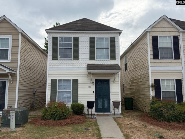 527 Summit Terrace Court active home in Gatewood, Columbia, SC