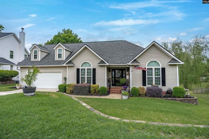 12 Persimmon Wood Court pending home in Ridgecreek, Irmo, SC