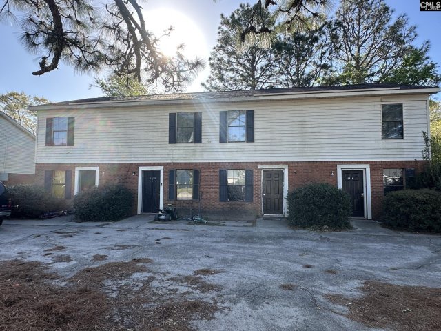 134 Villa Court pending home in Three Fountains, West Columbia, SC