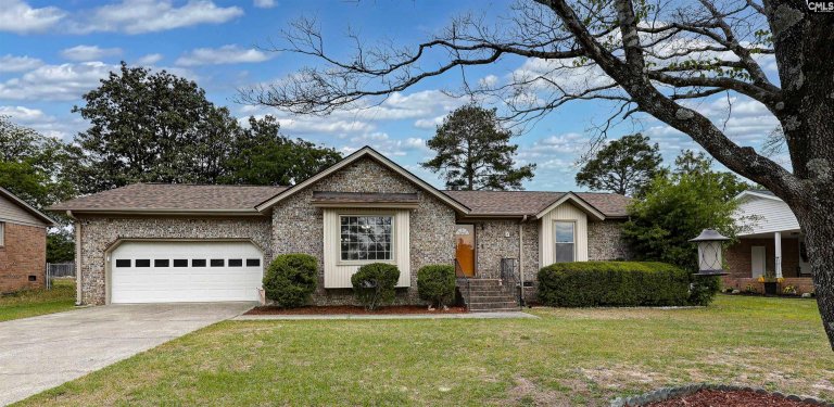 3957 Caesars Road pending home in Three Fountains, West Columbia, SC
