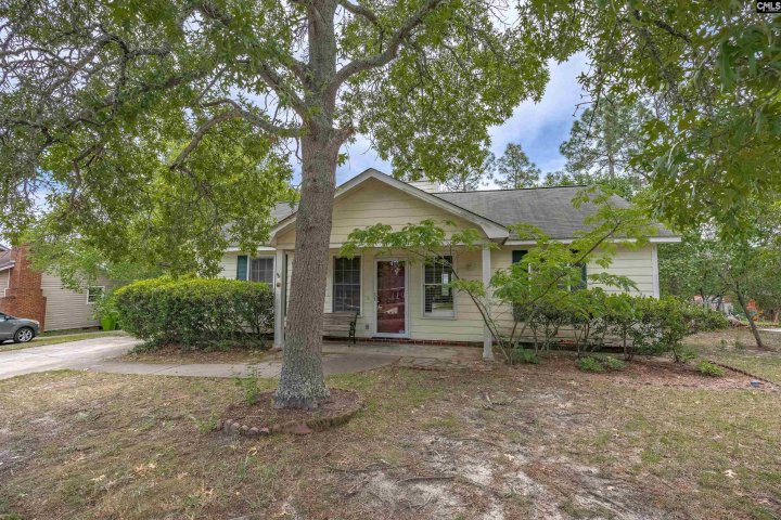 324 Westridge Road pending home in Briarcliffe Estates, Elgin, SC