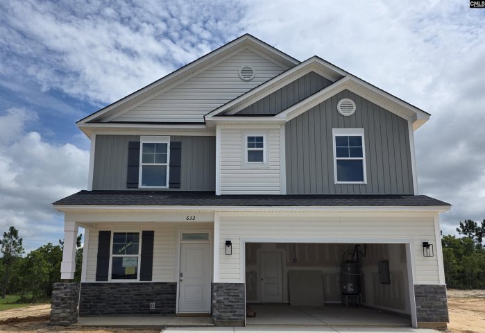 632 Old Charleston Road active home in Old Charleston Acres, Pelion, SC