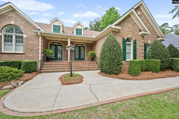 240 Palmer Drive pending home in Golden Hills, Lexington, SC