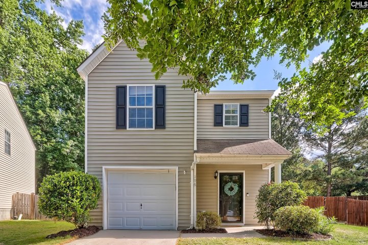 196 Cottage Lake Way active home in East Lake, Columbia, SC