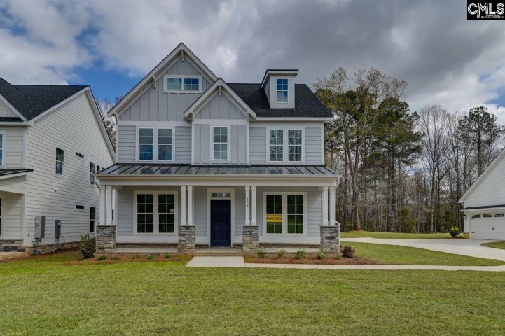 134 Clubside Drive active home in Summerlake, Lexington, SC