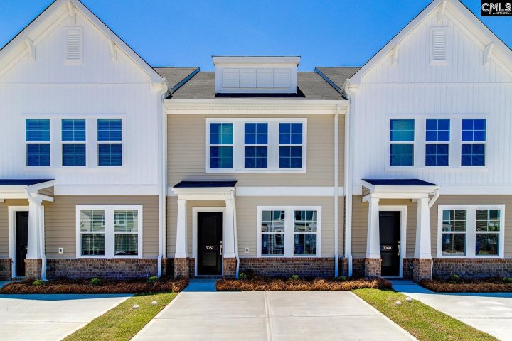 3062 Harborview Drive active home in Astoria, Columbia, SC