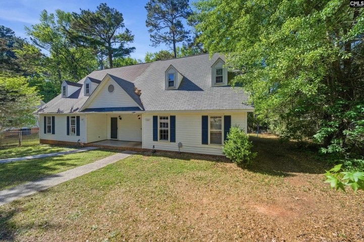 164 Thames Valley Court active home in New Friarsgate, Irmo, SC