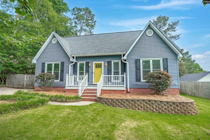 784 Parkhurst Lane pending home in Whiteford, Lexington, SC