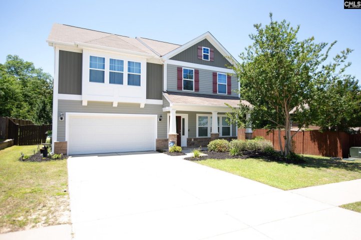 457 Drooping Leaf Road pending home in Persimmon Grove, Lexington, SC