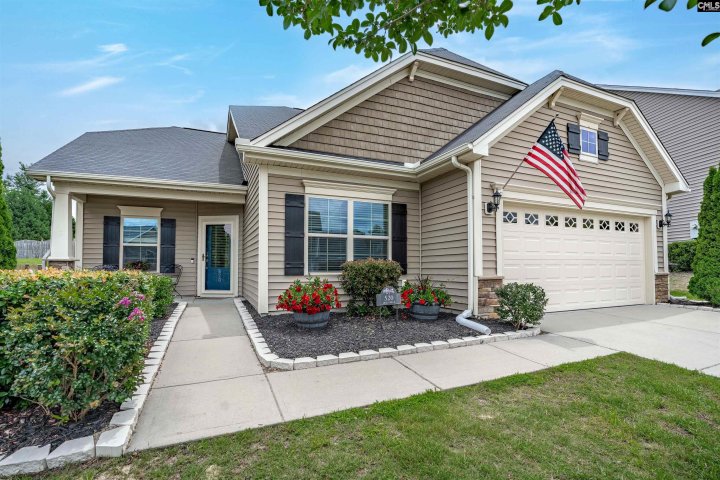 520 Ariel Circle pending home in Persimmon Grove, Lexington, SC