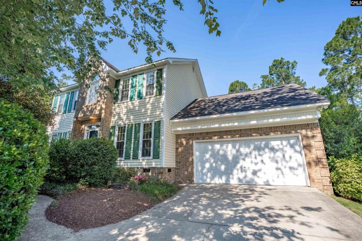 Homes in Woodlands Ridge, Columbia