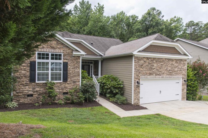 Homes in Eagles Nest, Chapin