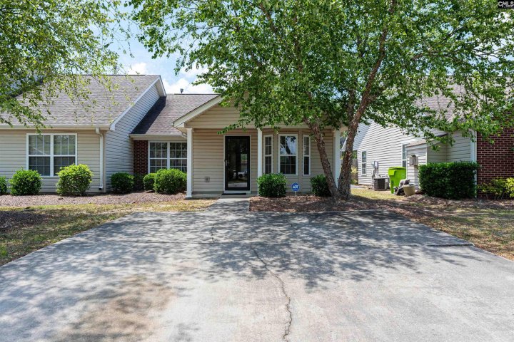 Homes in Summit Townes, Columbia