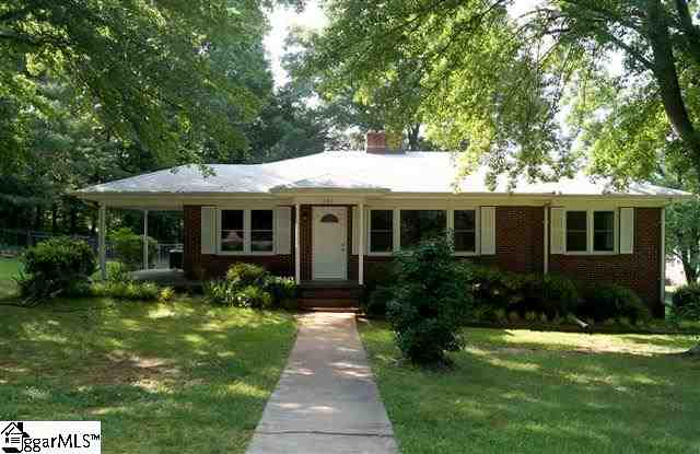 202 N Rockview Drive sold home in Rock View Heights, Greenville, SC