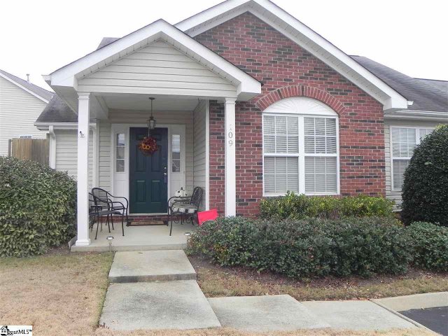 109 Brookhill Place sold home in Brookfield Townes, Mauldin, SC
