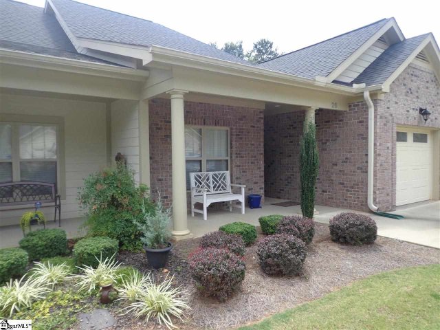26 Shady Hollow Lane sold home in The Hollows, Greer, SC