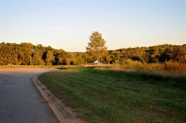 232 Campaign Trail sold home in Powder Springs, Duncan, SC