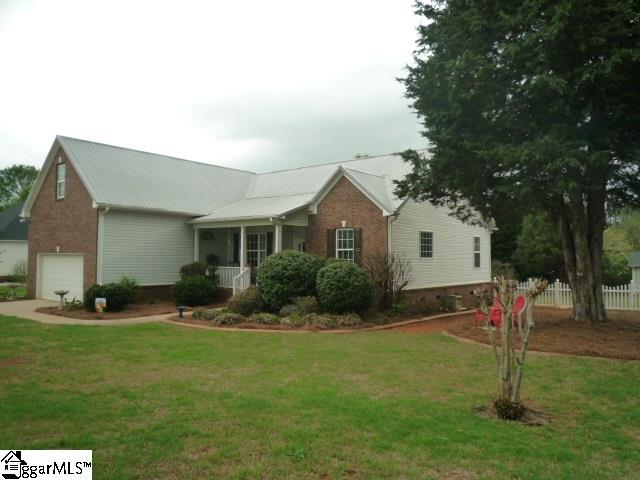 4 Laughing Tree sold home in Three Oaks, Fountain Inn, SC