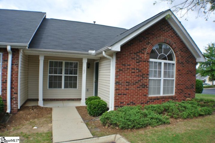 107 Brookhill Place sold home in Brookfield Townes, Mauldin, SC