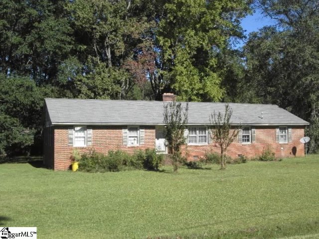 327 Skyland Drive sold home in Bon Aire, Clinton, SC