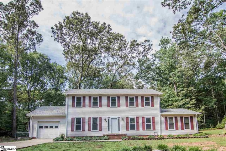 15 Ferncrest Court sold home in Fern Creek, Greenville, SC