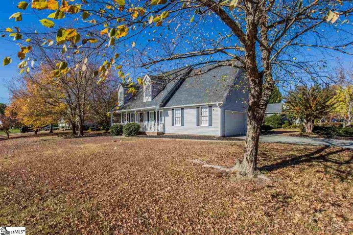 201 Kincade Drive sold home in Sharon Place, Simpsonville, SC