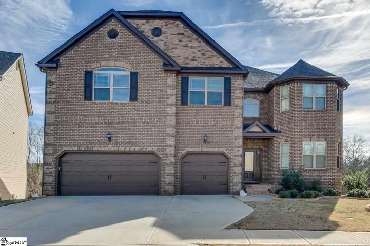 124 Dillard Creek Court sold home in The Estates At Dillard Creek, Greer, SC