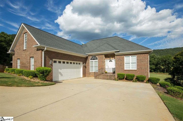 9 Belle Terre Court sold home in Summersett Manor, Greenville, SC
