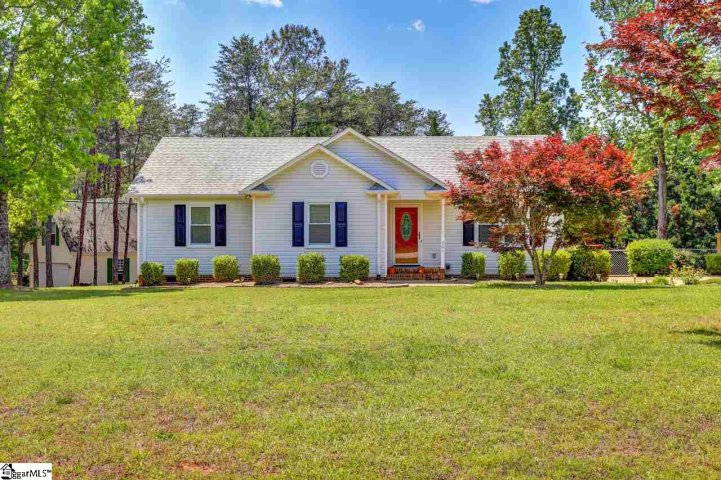 201 Cox Ridge Court sold home in Cox Ridge, Travelers Rest, SC