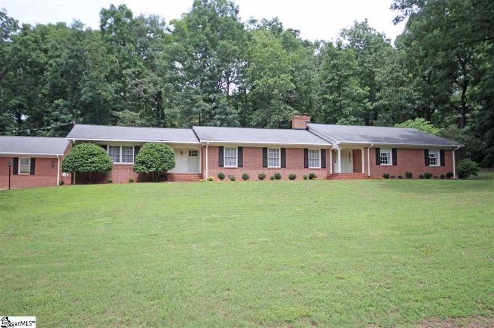 18 Kensington Road sold home in Stratford Forest, Greenville, SC