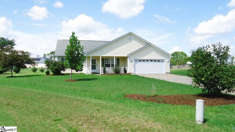 390 Shadowfield Acres Drive sold home in Shadowfield Acres, Duncan, SC