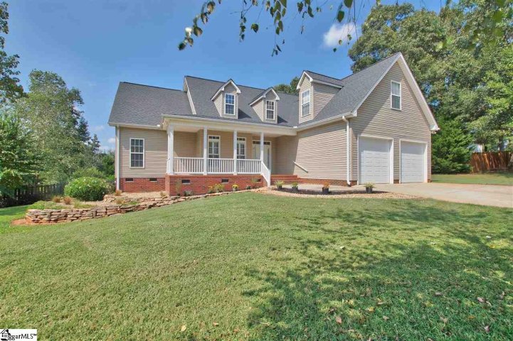204 Forked Oak Way sold home in Three Oaks, Fountain Inn, SC