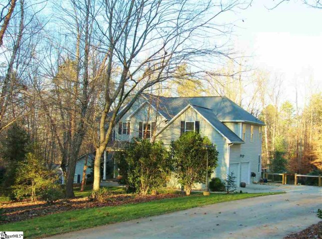 176 Commodore Drive sold home in Berry Farm, Duncan, SC